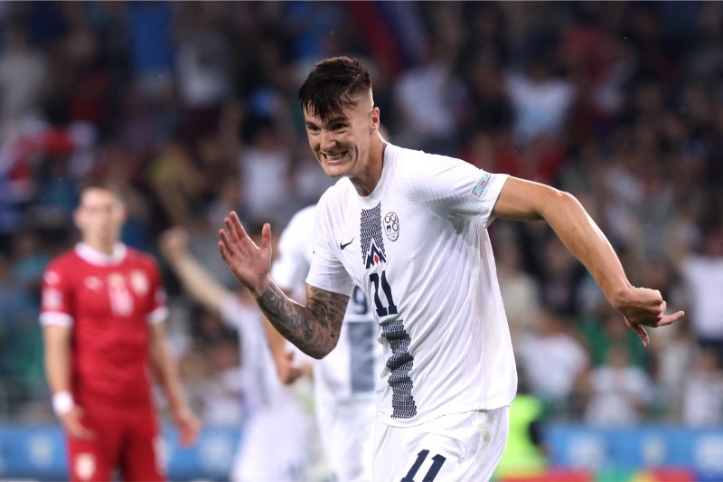 Slovenia được đánh giá mạnh hơn Cyprus