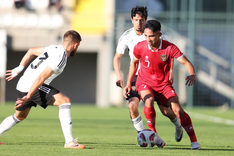 Indonesia vs Campuchia - Thị uy sức mạnh